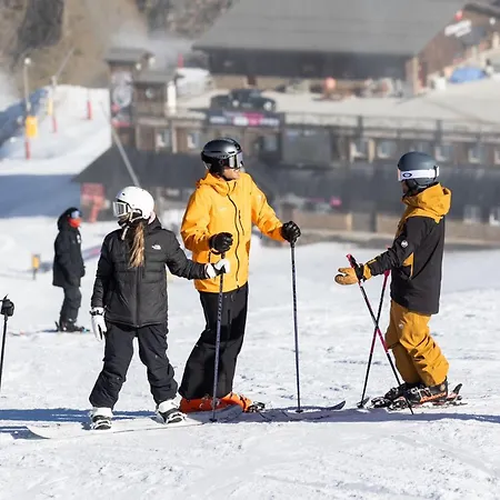Con Garaje Cerca De Pistas Апартаменти Сьєрра-Невада