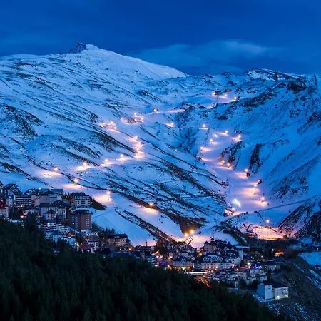 דירה Con Garaje Cerca De Pistas *