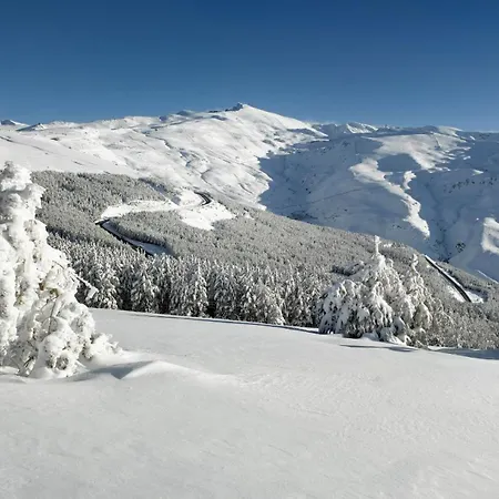 דירה Con Garaje Cerca De Pistas סיירה נבדה
