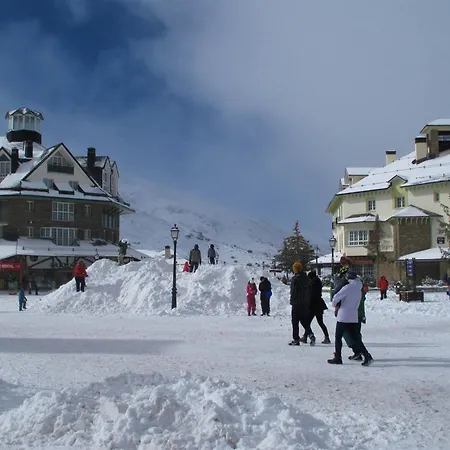 Con Garaje Cerca De Pistas * סיירה נבדה